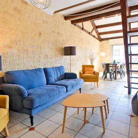 Apartment Stunning In With Wifi Perigueux